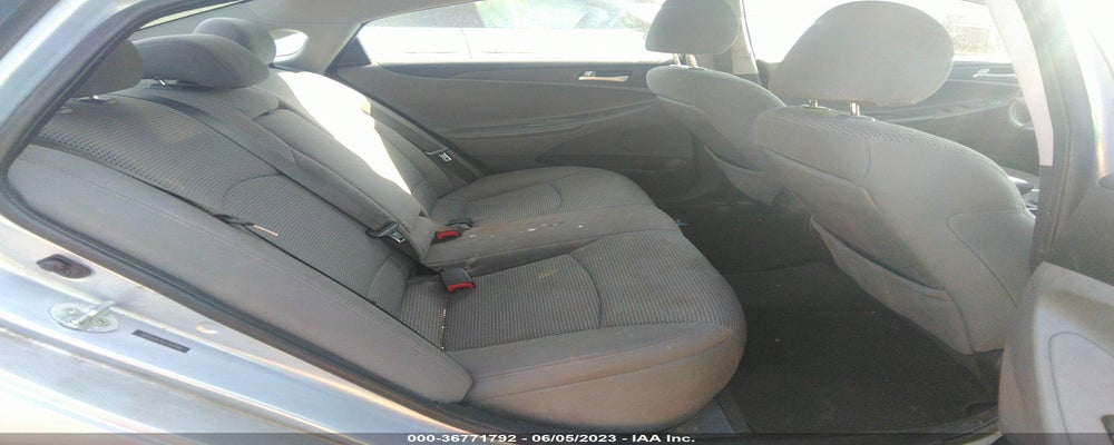 5NPEB4AC9CH364988 2012 HYUNDAI SONATA photo no. 8
