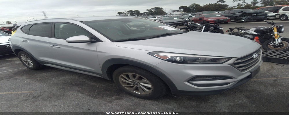 KM8J33A48JU682131 2018 HYUNDAI TUCSON photo no. 3