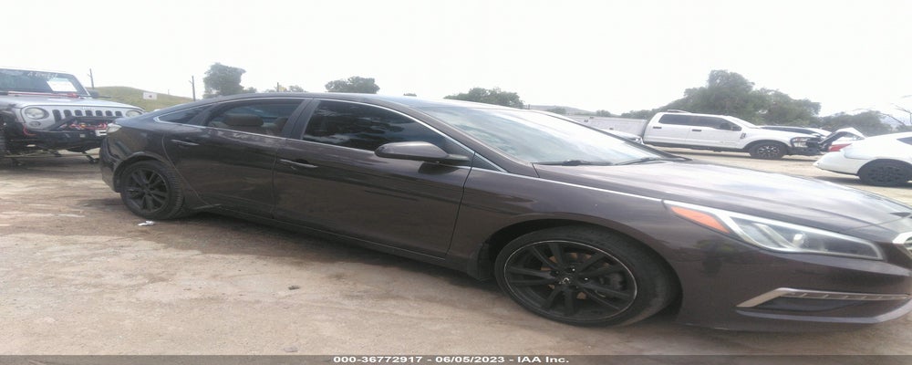 5NPE24AF7FH161936 2015 HYUNDAI SONATA photo no. 2