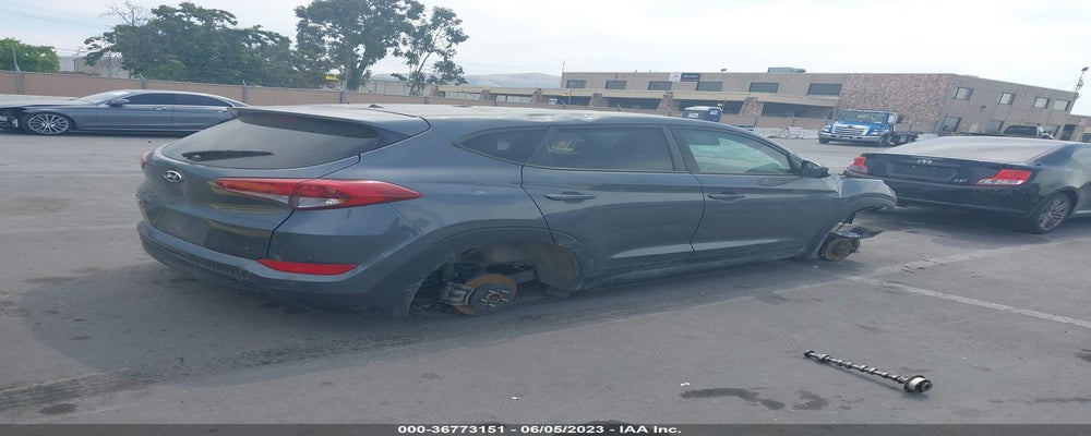 KM8J23A47JU683855 2018 HYUNDAI TUCSON photo no. 4