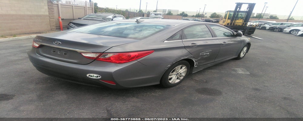 5NPEB4AC9EH861476 2014 HYUNDAI SONATA photo no. 4
