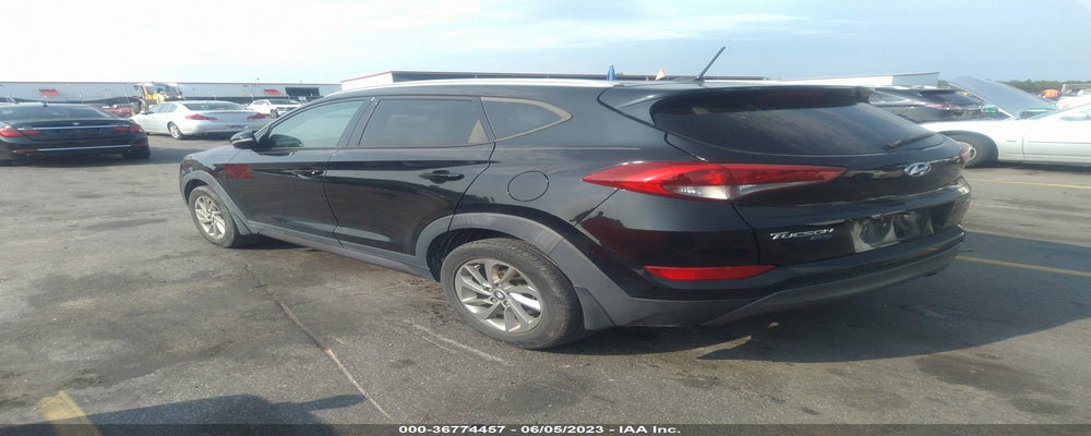 KM8J33A22GU179945 2016 HYUNDAI TUCSON photo no. 3