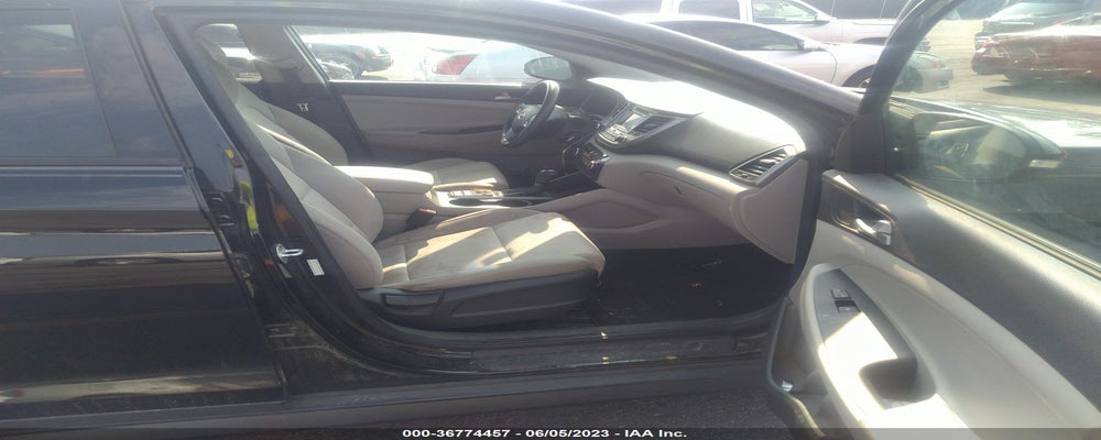 KM8J33A22GU179945 2016 HYUNDAI TUCSON photo no. 5