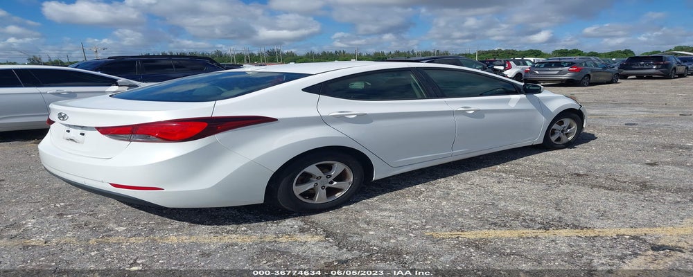 5NPDH4AE3FH647158 2015 HYUNDAI ELANTRA photo no. 4