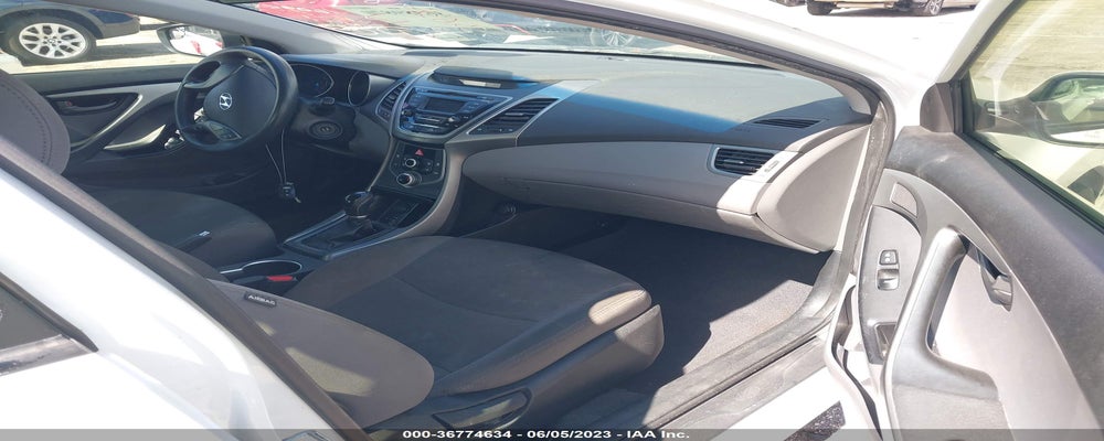 5NPDH4AE3FH647158 2015 HYUNDAI ELANTRA photo no. 5