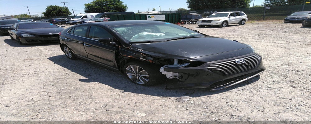 KMHC85LC7JU083683 2018 HYUNDAI IONIQ HYBRID photo no. 14