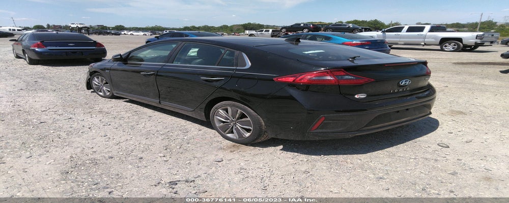 KMHC85LC7JU083683 2018 HYUNDAI IONIQ HYBRID photo no. 3