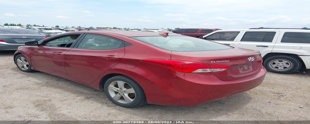 5NPDH4AE1DH333943 2013 HYUNDAI ELANTRA photo no. 3