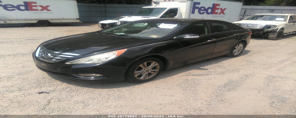 5NPEC4ACXBH239672 2011 HYUNDAI SONATA photo no. 2