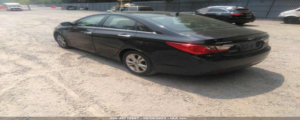 5NPEC4ACXBH239672 2011 HYUNDAI SONATA photo no. 3
