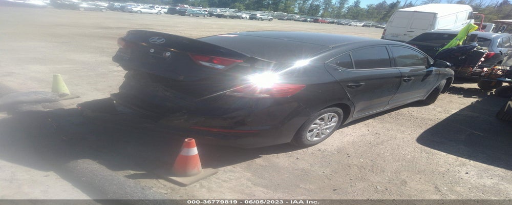5NPD74LF6JH251825 2018 HYUNDAI ELANTRA photo no. 4