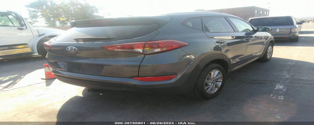 KM8J33A45GU119823 2016 HYUNDAI TUCSON photo no. 4