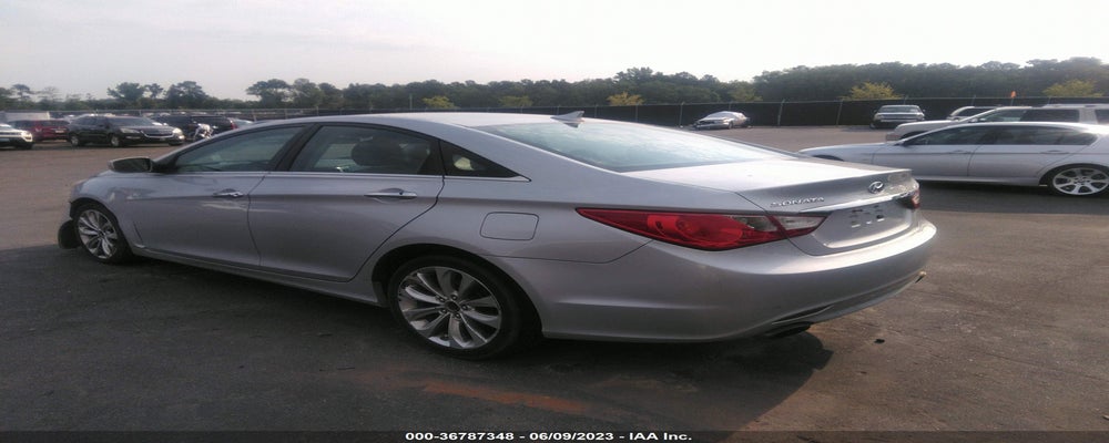 5NPEC4AC1BH000902 2011 HYUNDAI SONATA photo no. 3
