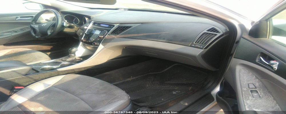 5NPEC4AC1BH000902 2011 HYUNDAI SONATA photo no. 5