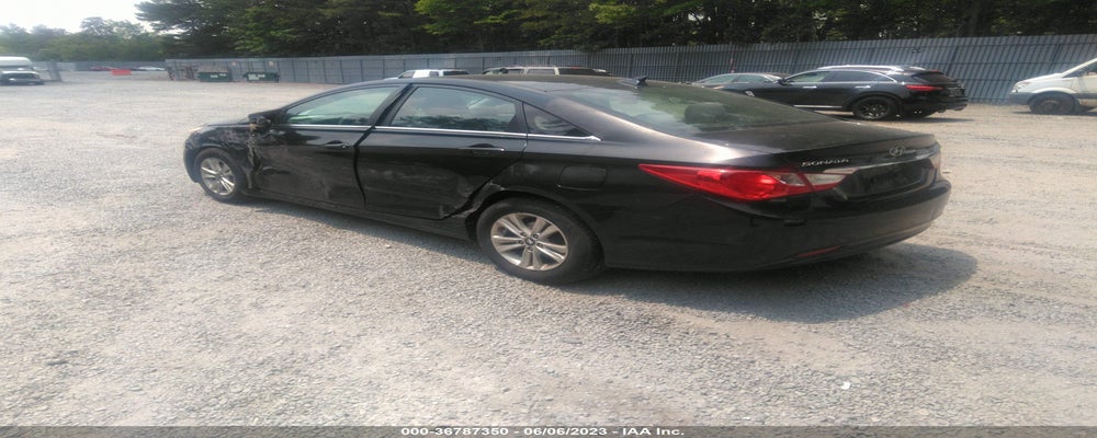 5NPEB4AC2BH229088 2011 HYUNDAI SONATA photo no. 3