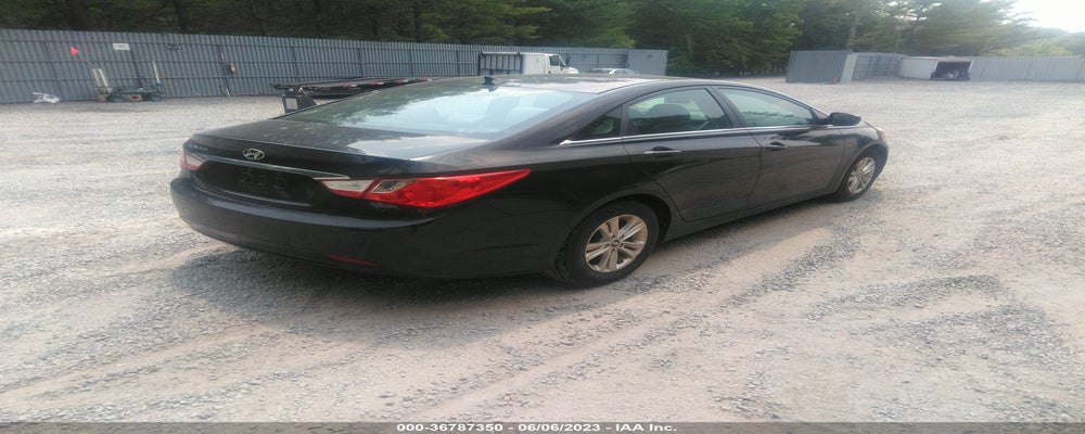 5NPEB4AC2BH229088 2011 HYUNDAI SONATA photo no. 4