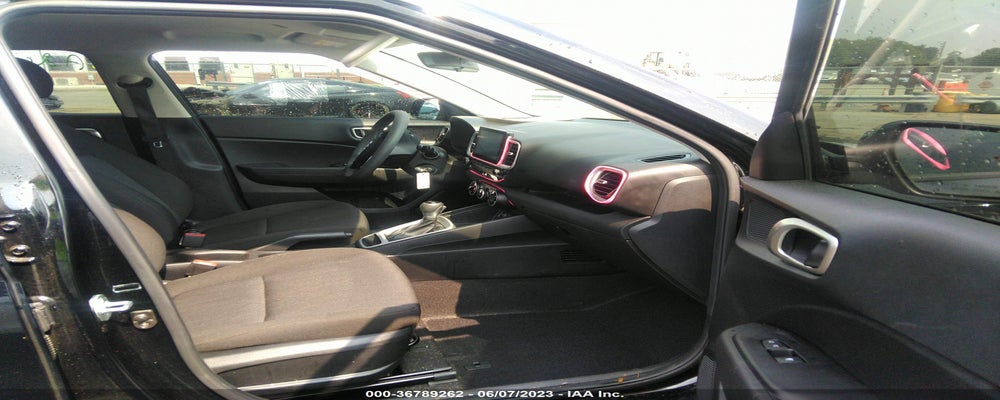 KMHRB8A31NU132026 2022 HYUNDAI VENUE photo no. 5