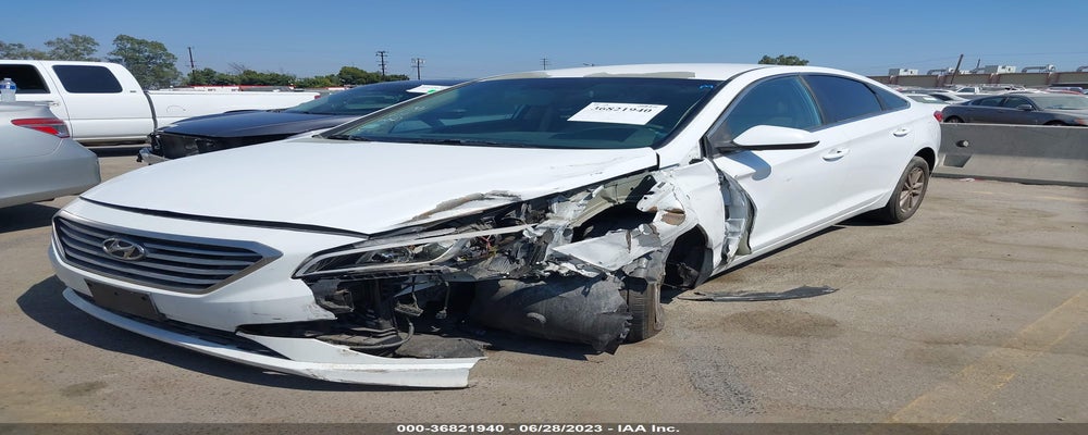 5NPE24AF8FH055382 2015 HYUNDAI SONATA photo no. 2