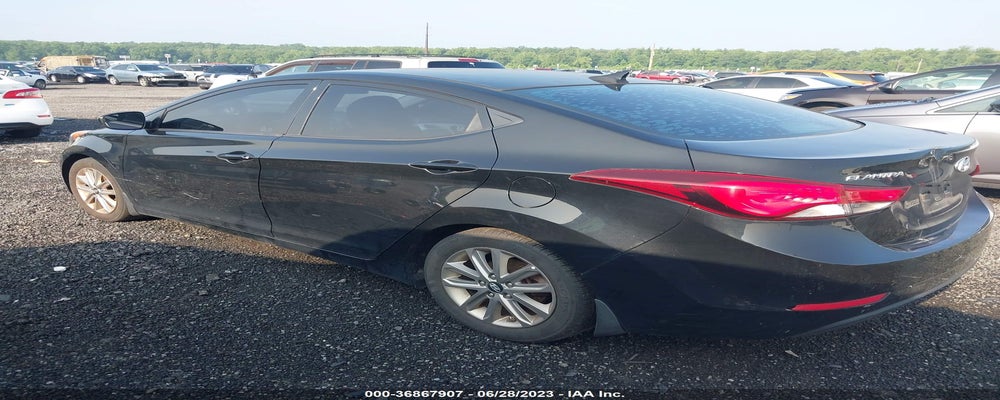5NPDH4AE8FH628704 2015 HYUNDAI ELANTRA photo no. 3