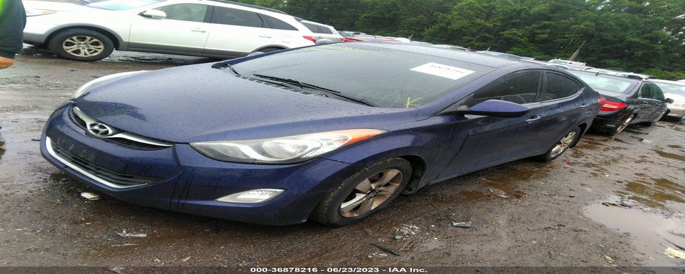 5NPDH4AE3DH249414 2013 HYUNDAI ELANTRA photo no. 2