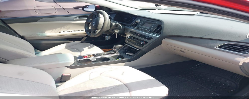 5NPE24AF3HH575640 2017 HYUNDAI SONATA photo no. 5
