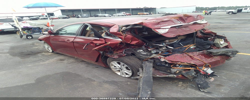 5NPEB4AC0DH745890 2013 HYUNDAI SONATA photo no. 3