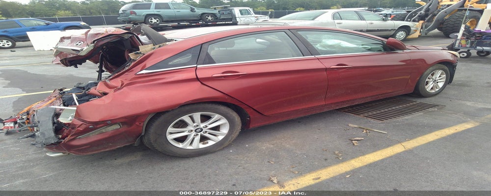 5NPEB4AC0DH745890 2013 HYUNDAI SONATA photo no. 4