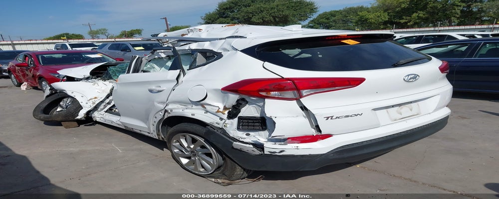 KM8J33A42JU623219 2018 HYUNDAI TUCSON photo no. 3