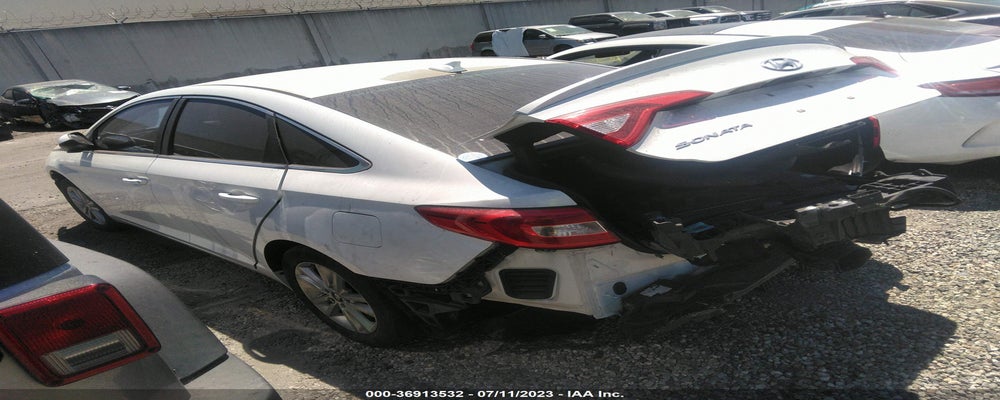 5NPE24AF9FH157094 2015 HYUNDAI SONATA photo no. 3