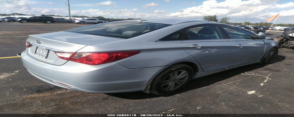 5NPEB4AC3DH538295 2013 HYUNDAI SONATA photo no. 4