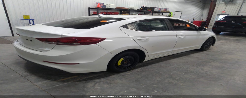 5NPD84LF3JH295486 2018 HYUNDAI ELANTRA photo no. 4
