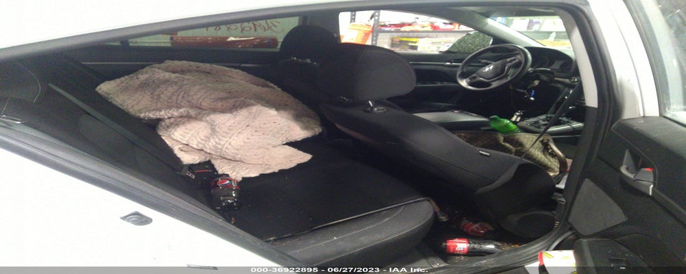 5NPD84LF3JH295486 2018 HYUNDAI ELANTRA photo no. 8