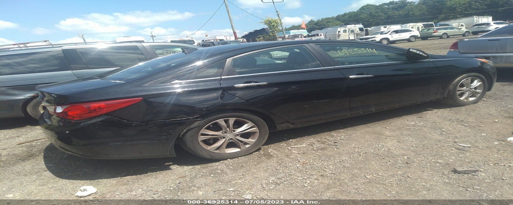 5NPEC4ACXDH558394 2013 HYUNDAI SONATA photo no. 4