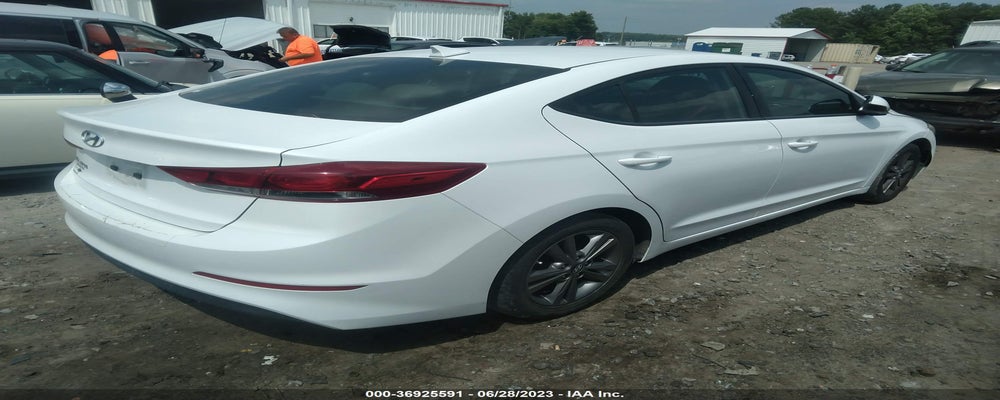 5NPD84LF0HH161318 2017 HYUNDAI ELANTRA photo no. 4