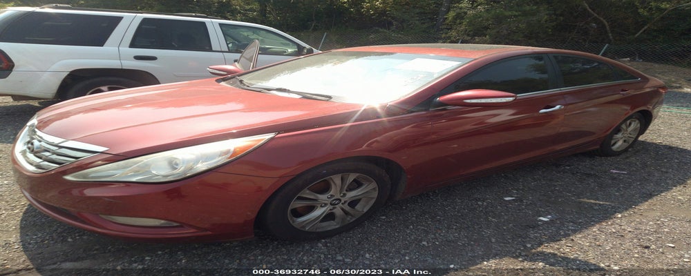 5NPEC4AC2BH270236 2011 HYUNDAI SONATA photo no. 6