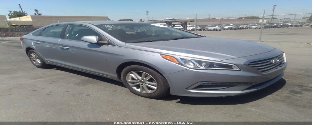 5NPE24AF6FH147610 2015 HYUNDAI SONATA photo no. 3