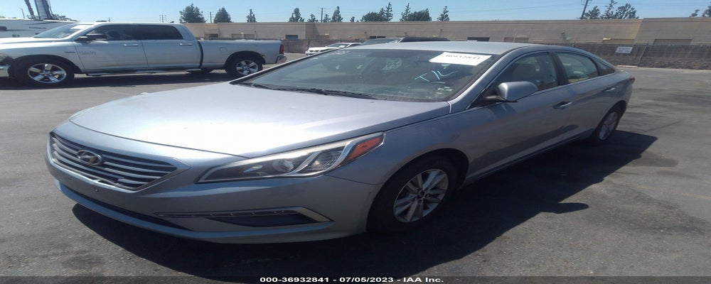 5NPE24AF6FH147610 2015 HYUNDAI SONATA photo no. 2