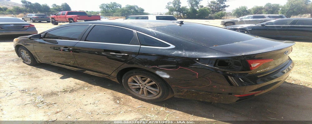 5NPE24AF1FH145859 2015 HYUNDAI SONATA photo no. 3