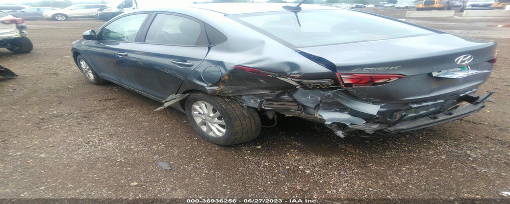 3KPC24A32JE004812 2018 HYUNDAI ACCENT photo no. 3