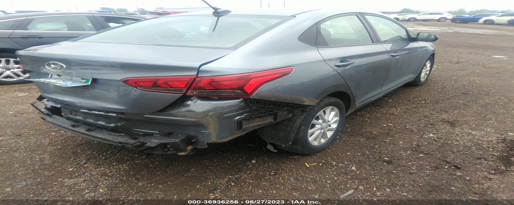 3KPC24A32JE004812 2018 HYUNDAI ACCENT photo no. 4