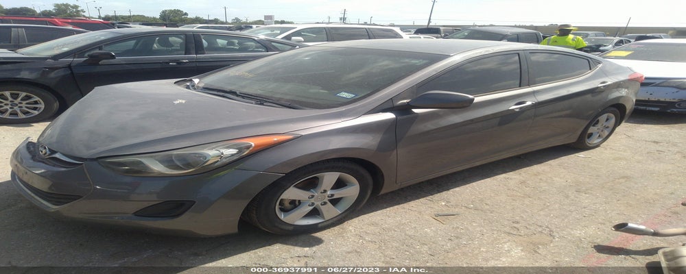 5NPDH4AE4DH361798 2013 HYUNDAI ELANTRA photo no. 2