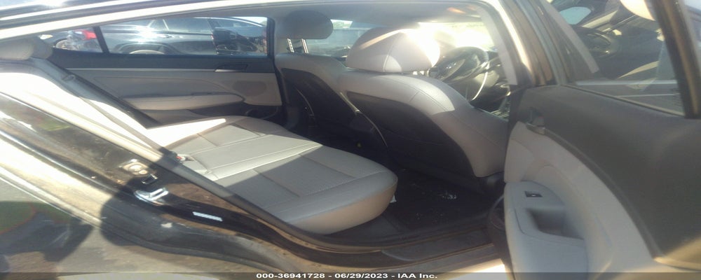 KMHD84LF3HU280238 2017 HYUNDAI ELANTRA photo no. 8
