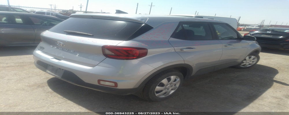 KMHRB8A34LU016669 2020 HYUNDAI VENUE photo no. 4