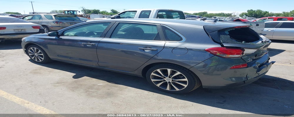 KMHH35LE9JU076823 2018 HYUNDAI ELANTRA GT photo no. 3