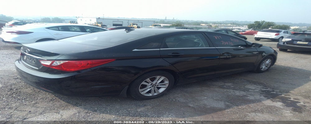 5NPEB4AC4DH754060 2013 HYUNDAI SONATA photo no. 4