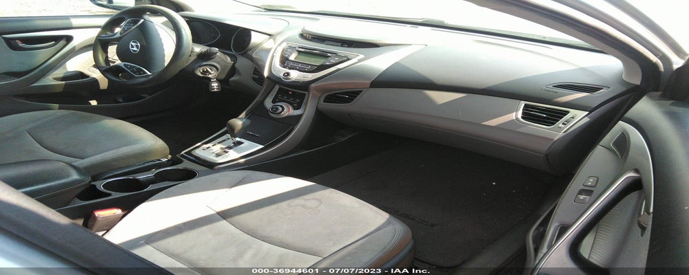 5NPDH4AE7DH214861 2013 HYUNDAI ELANTRA photo no. 5