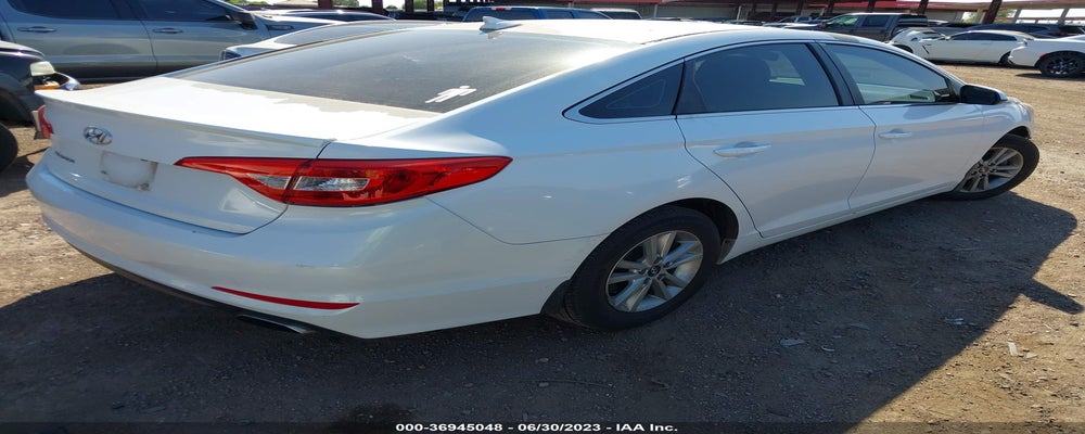 5NPE24AF3FH100471 2015 HYUNDAI SONATA photo no. 4