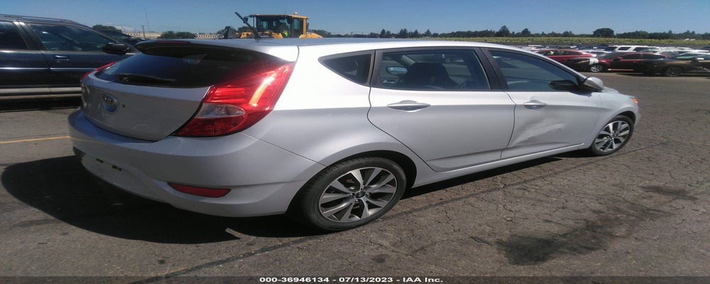 KMHCU5AE8HU333460 2017 HYUNDAI ACCENT photo no. 4