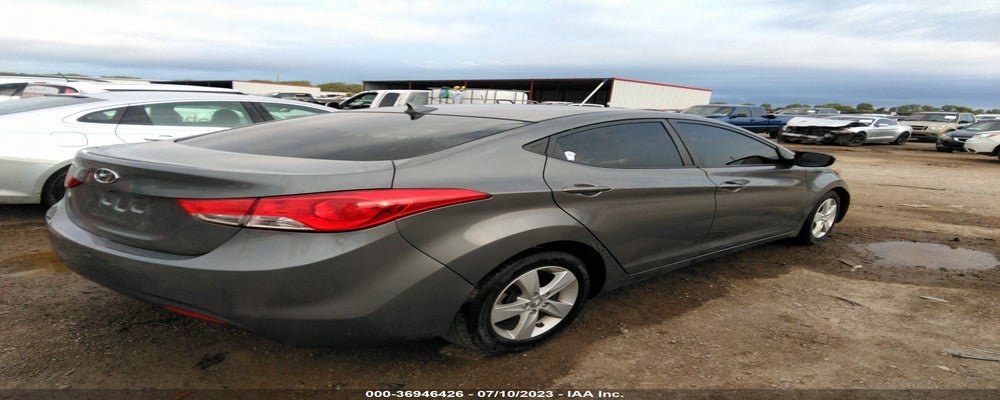 5NPDH4AE6DH370311 2013 HYUNDAI ELANTRA photo no. 4