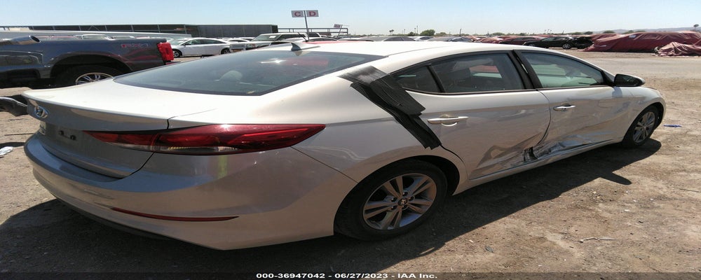5NPD84LF5HH114141 2017 HYUNDAI ELANTRA photo no. 4